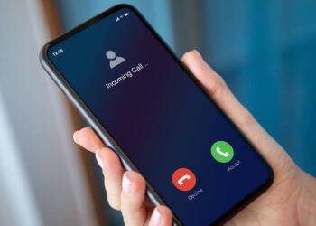 ¿Cómo hacer que tu celular diga el nombre de la persona que está llamándote? Te enseñamos