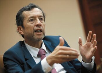 Advierten que pequeñas empresas serán afectadas con incremento del sueldo mínimo