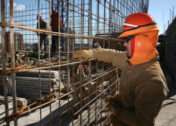 Sector Construcción consolida crecimiento del 5%, pero entorno político juega rol clave