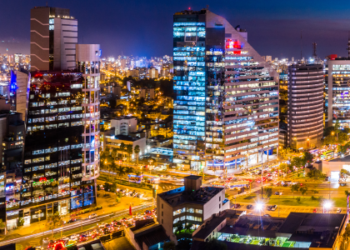 OCDE estima que Perú mantendrá su crecimiento en 2025 y 2026 a pesar de la incertidumbre política