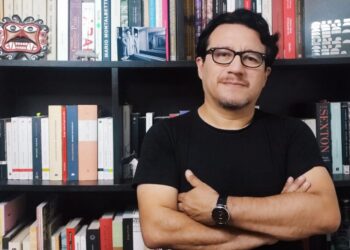 Jorge Hurtado presenta su libro de poesía “Cuaderno secreto de una persona secreta” este viernes