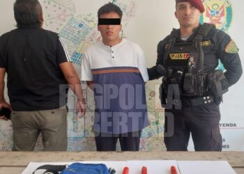 La Libertad: Efectivos policiales detuvieron a sujeto con un arma de fuego y explosivos