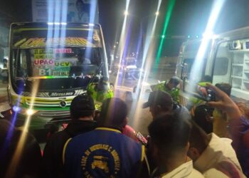 Trujillo: Mujer queda gravemente herida tras ser atropellada por micro en La Esperanza
