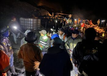 Diez mineros rescatados con vida tras quedar atrapados en Quiruvilca