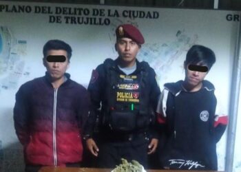Trujillo: Detienen a dos sujetos con 50 gramos de cannabis sativa en operativo policial en Víctor Larco