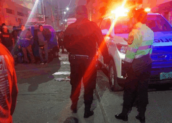 La Libertad: Sicarios atacan a dos amigos en plena vía pública de Chepén dejando un muerto y un herido grave