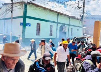 La Libertad: ronderos y pobladores exigen justicia tras asesinato de padre e hijo en Otuzco