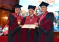 Jimmy Pflücker Pinillos es reconocido como Doctor Honoris Causa en Trujillo y presenta obra sobre la historia de la minería en el Perú