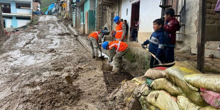 Advierten que más de S/11,600 millones en obras de prevención quedarían sin ejecutar ante El Niño